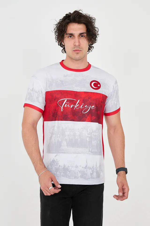 Custom sportswear kit worn by a model, manufactured under a private label — 7